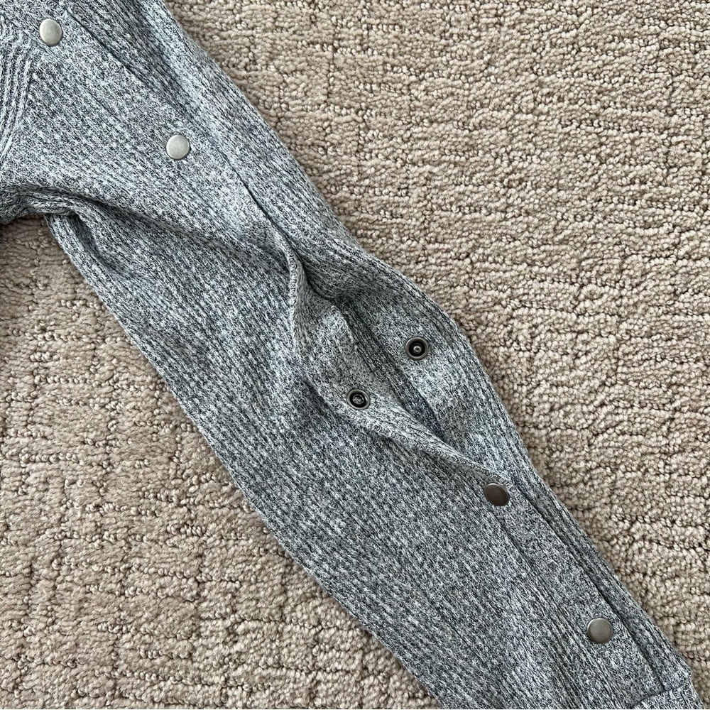 Redhaute Button Asymmetrical Off the Shoulder Lightweight Sweater - Picture 8 of 10